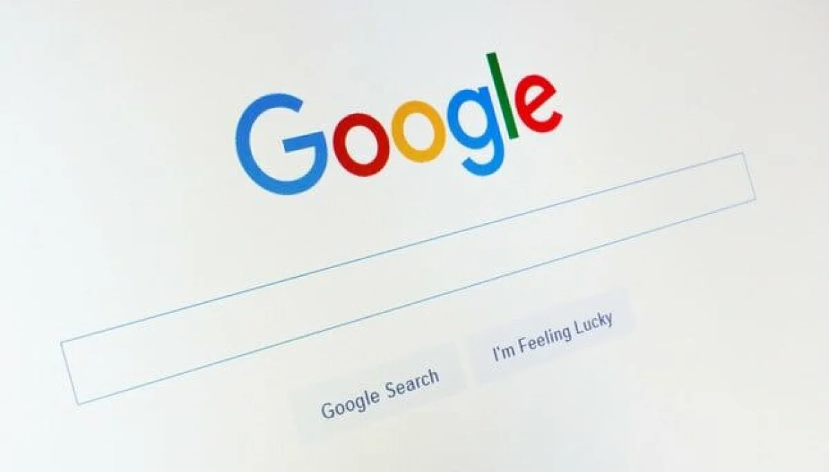 Google sob pressão: o que muda nos rankings de busca e IA