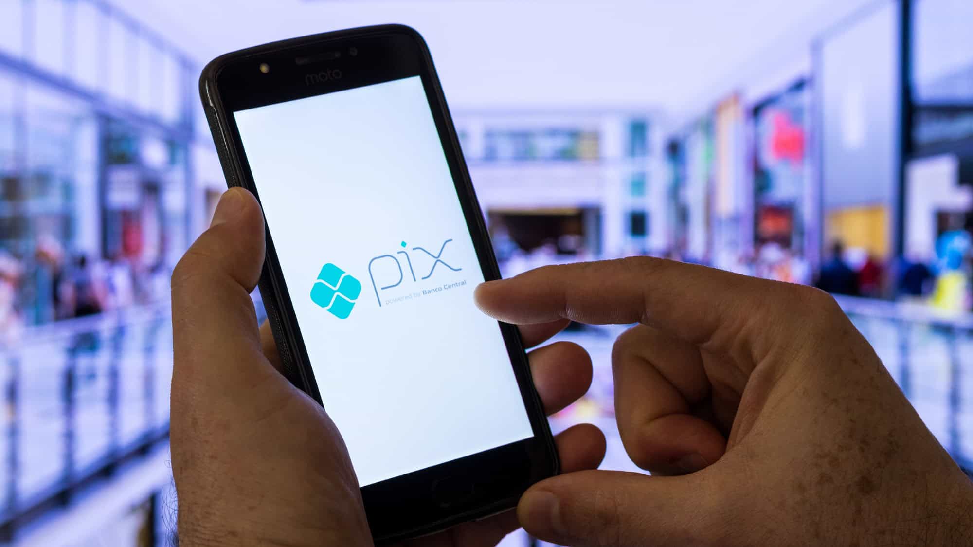 Pix sob Pressão Internacional: O que muda para sua operação financeira